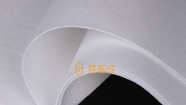 國(guó)產(chǎn)中間相瀝青基碳纖維實(shí)現(xiàn)量產(chǎn)，填補(bǔ)領(lǐng)域空白！