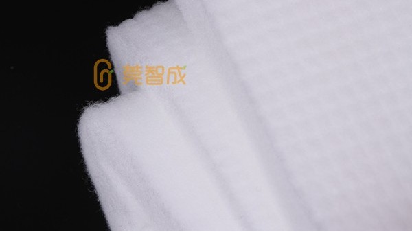 做床上用品的羊毛和無膠棉哪個(gè)比較好？