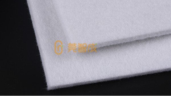 針刺毛氈的密度過高或過低會產(chǎn)生什么影響？