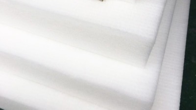 智成硬質(zhì)棉生產(chǎn)廠家告訴您：硬質(zhì)棉和海綿的區(qū)別？